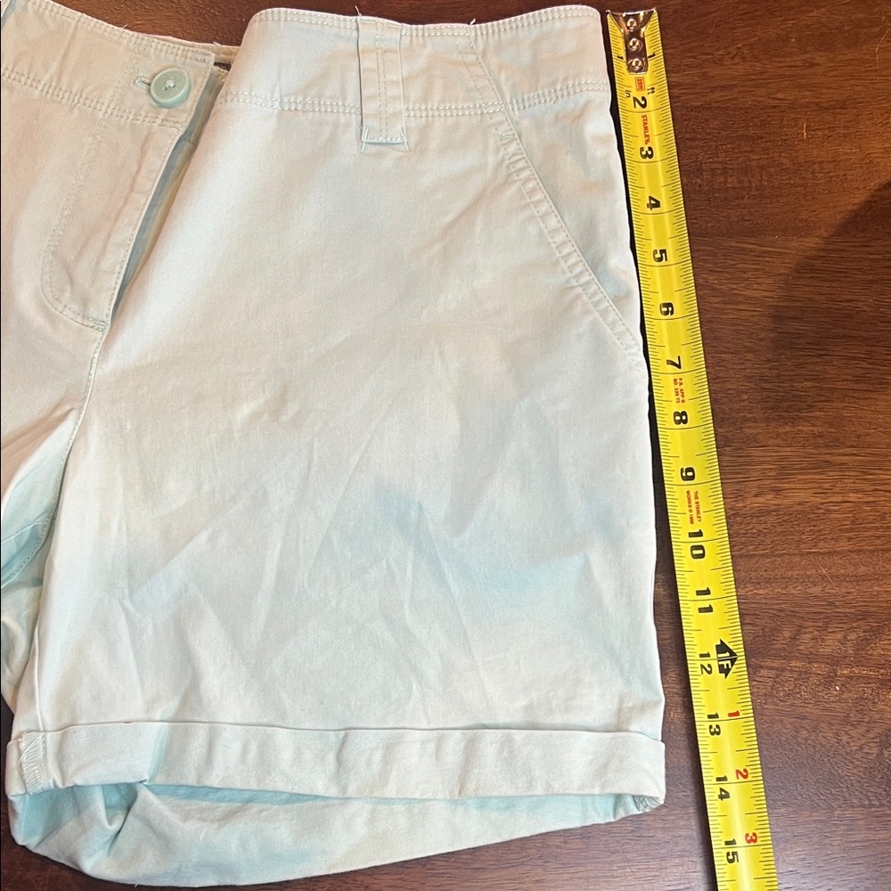 Tommy Bahama Light Blue Size 8 Women's Shorts - Picture 6 of 9